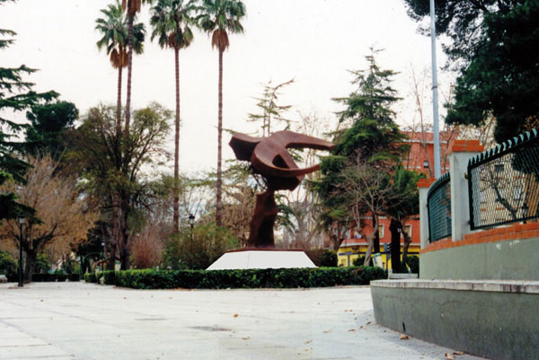 Escultura homenaje Semana Taurina