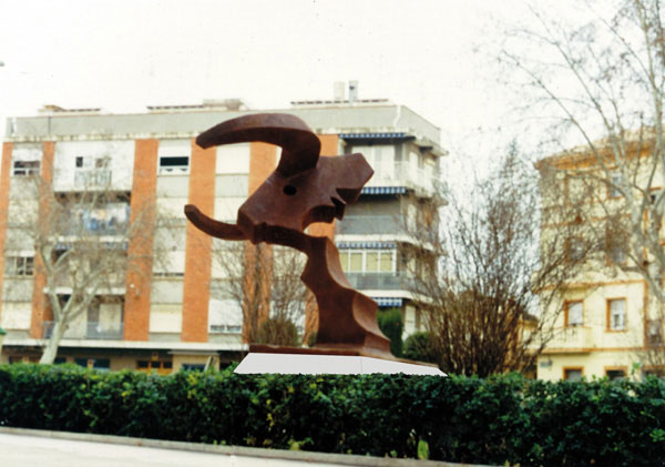 Escultura homenaje Semana Taurina