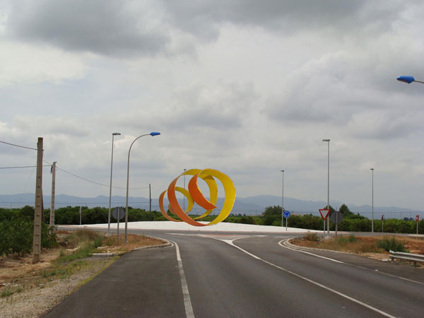 Escultura 'Piel de naranja' Anecoop